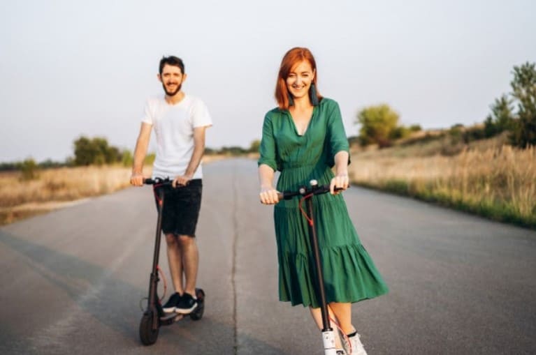 Couple Scooter