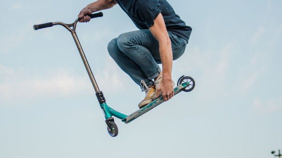 17 Best Electric Scooters For Adults & Commuters 2023